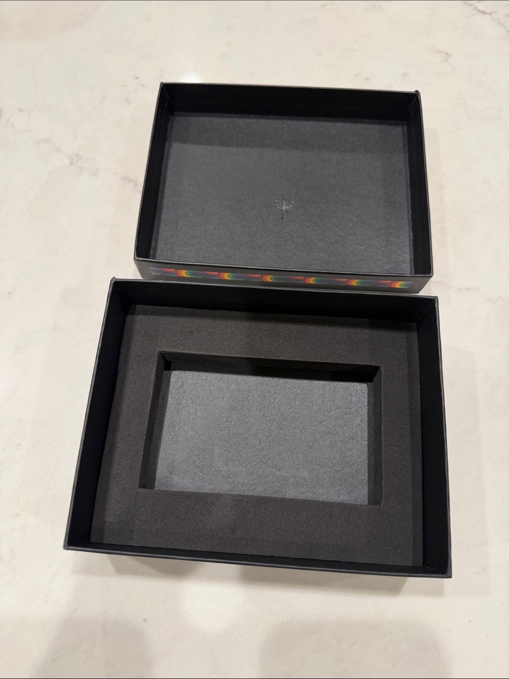 Kurt Geiger Multicolor Patterned Box - Picture 3 of 4